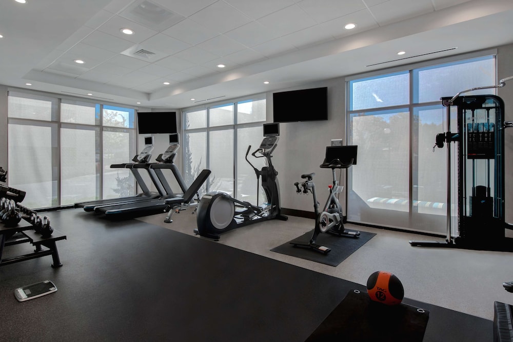 Home2 Suites by Hilton Anderson Downtown - photo 34