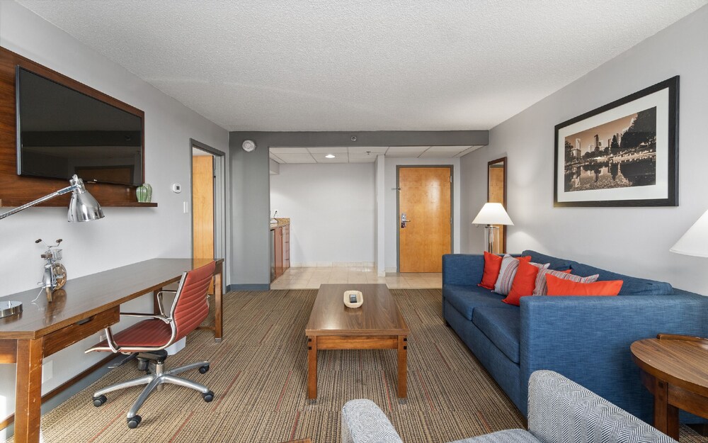 Four Points by Sheraton Charlotte - photo 31