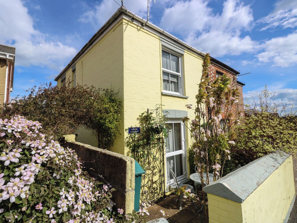 Linda Cottage — 4-Star Luxury Hotel in Ryde, United Kingdom
