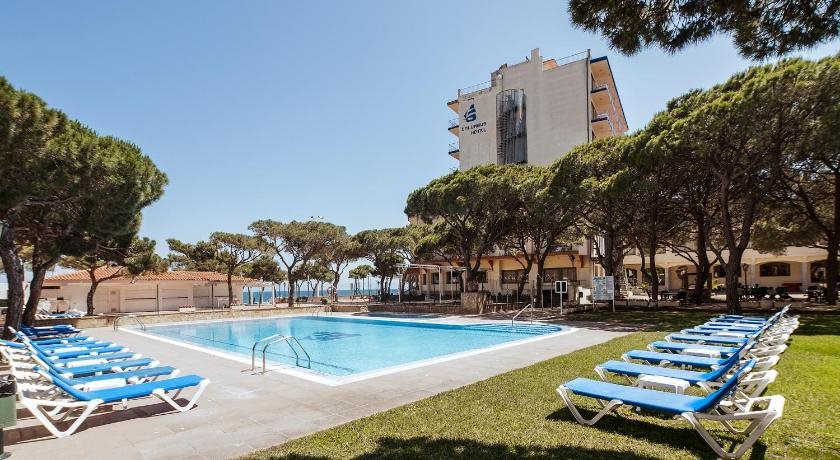 Hotel Columbus — hotel in Castell-Platja D'aro