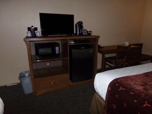 Cowlitz River Lodge - photo 10