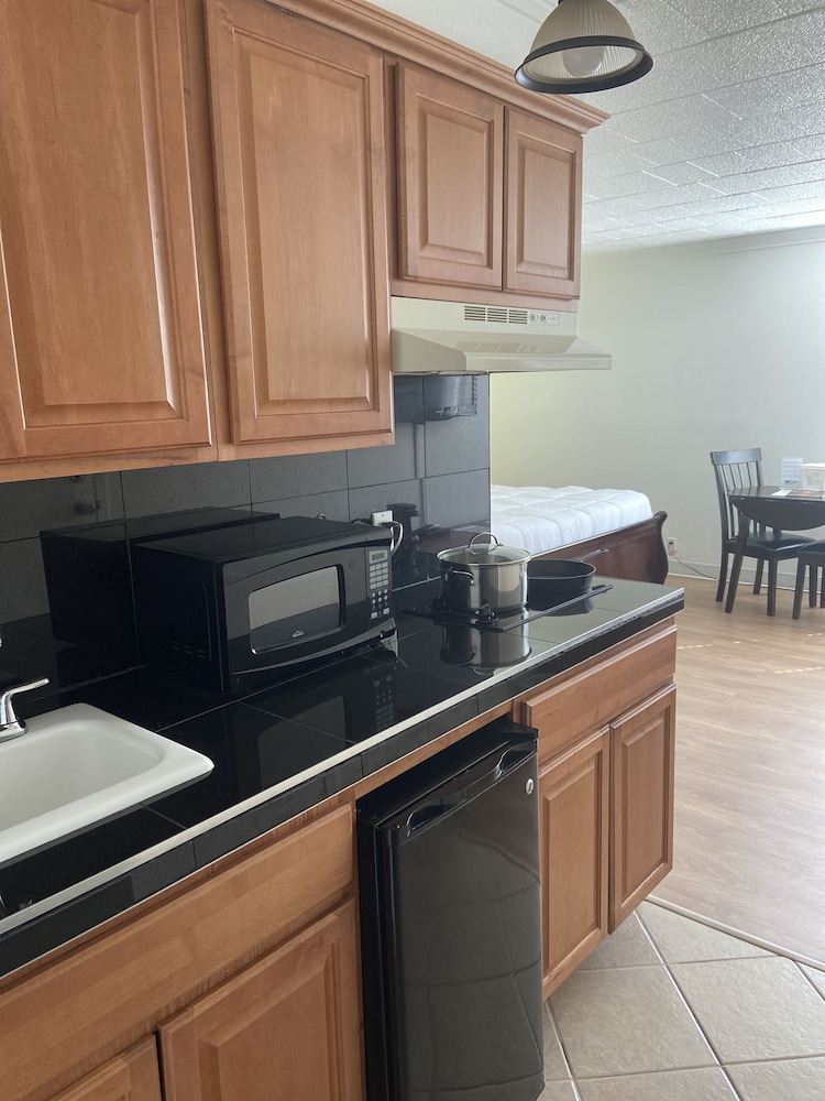 Ramada by Wyndham Butler Tesla Biohealing Resort - photo 20