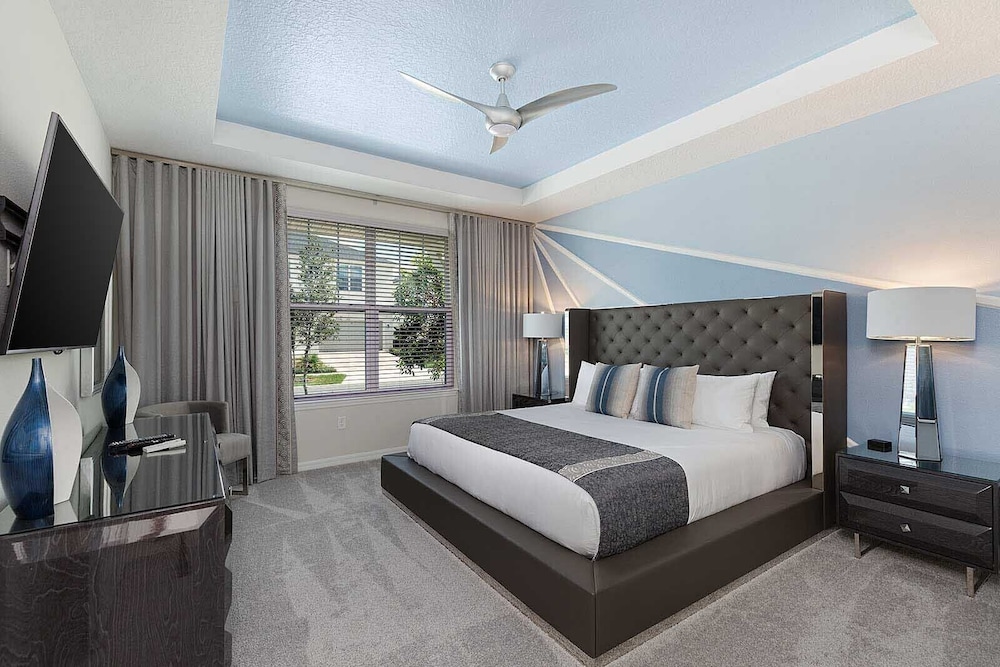 Solara Resort Luxury 9 Bedroom Homes - photo 149