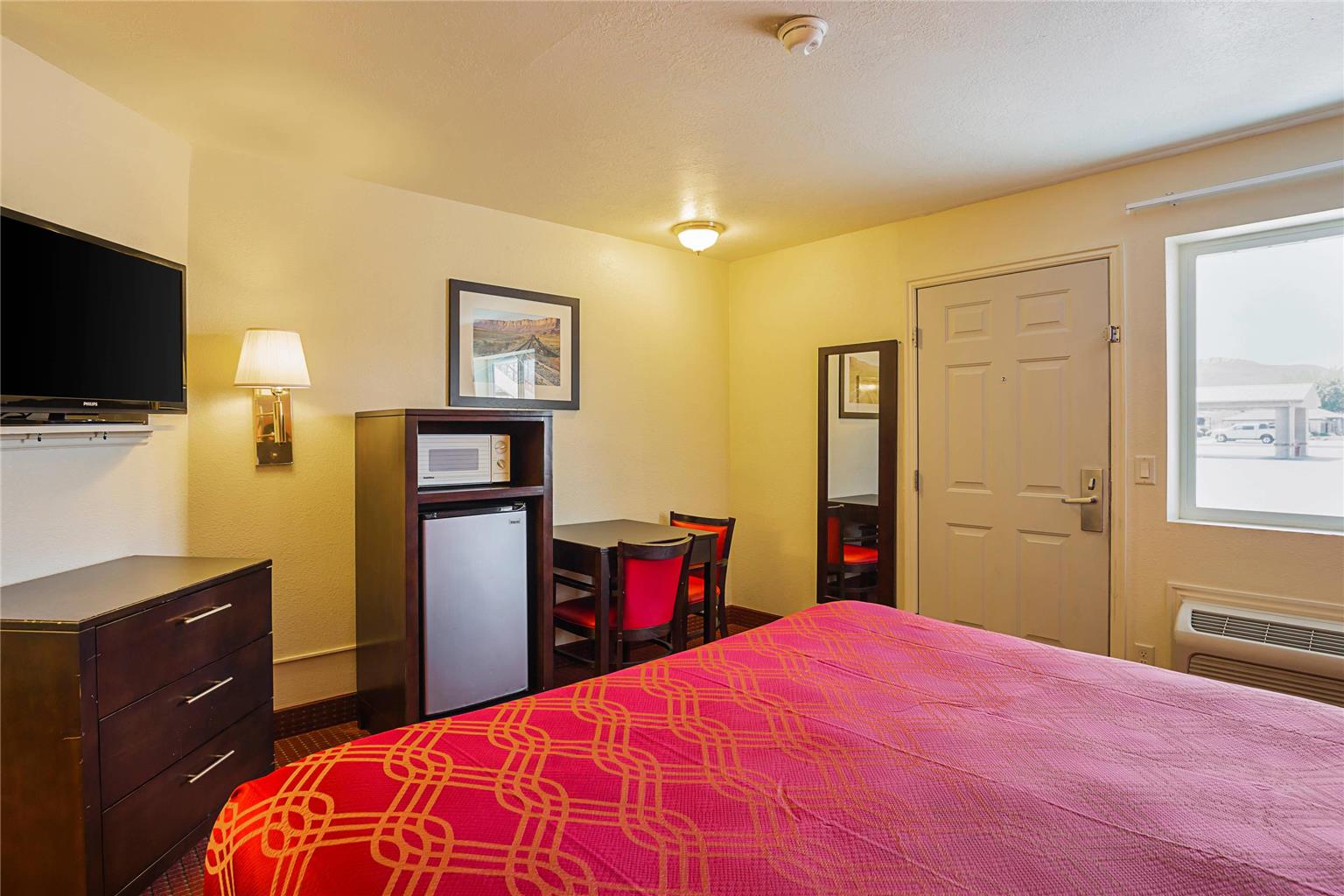 Econo Lodge Hurricane Zion Park Area - photo 8