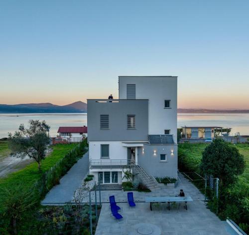 DomusBiri in Bracciano, Italy