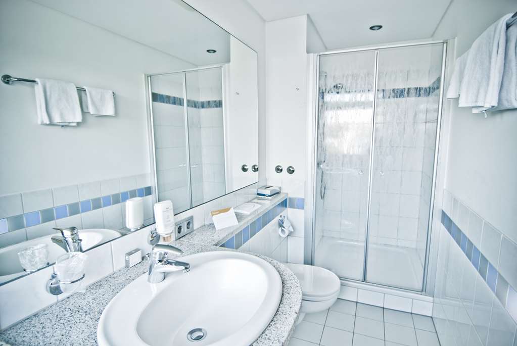 Bathroom Comfort room TOP KHR Parkhotel Fulda