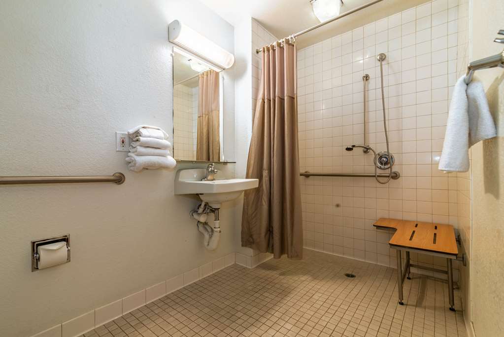 Motel 6 Palm Springs CA East Palm Canyon - photo 50