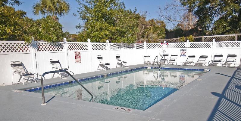 Red Roof Inn Panama City Beach - photo 29