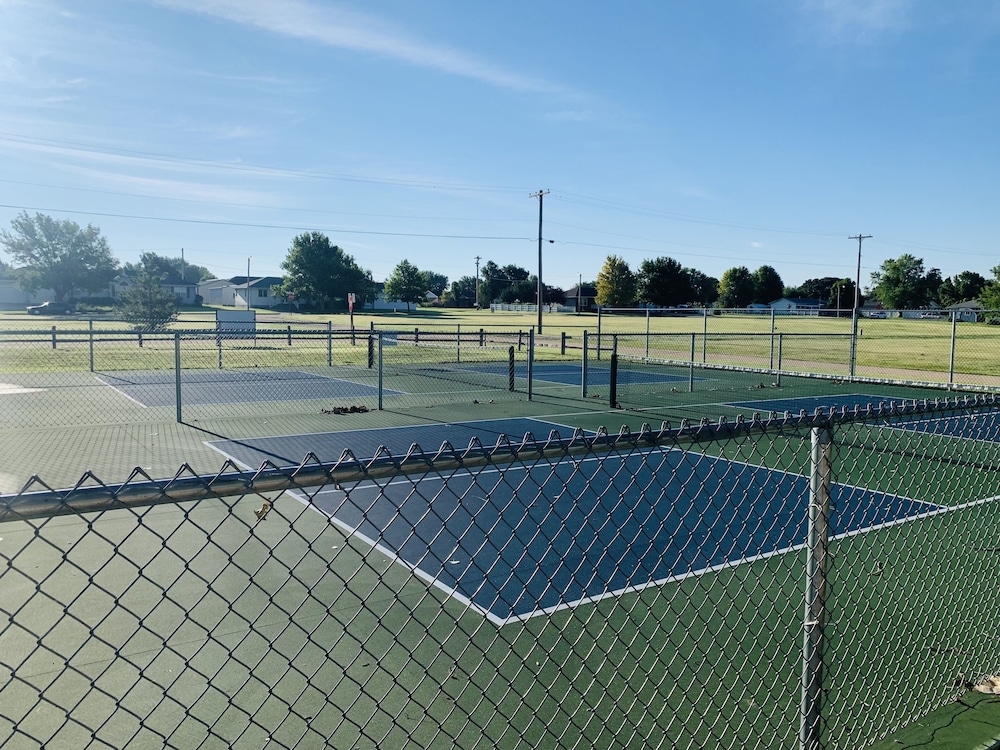 Park View Inn & Suites Hoisington - photo 43