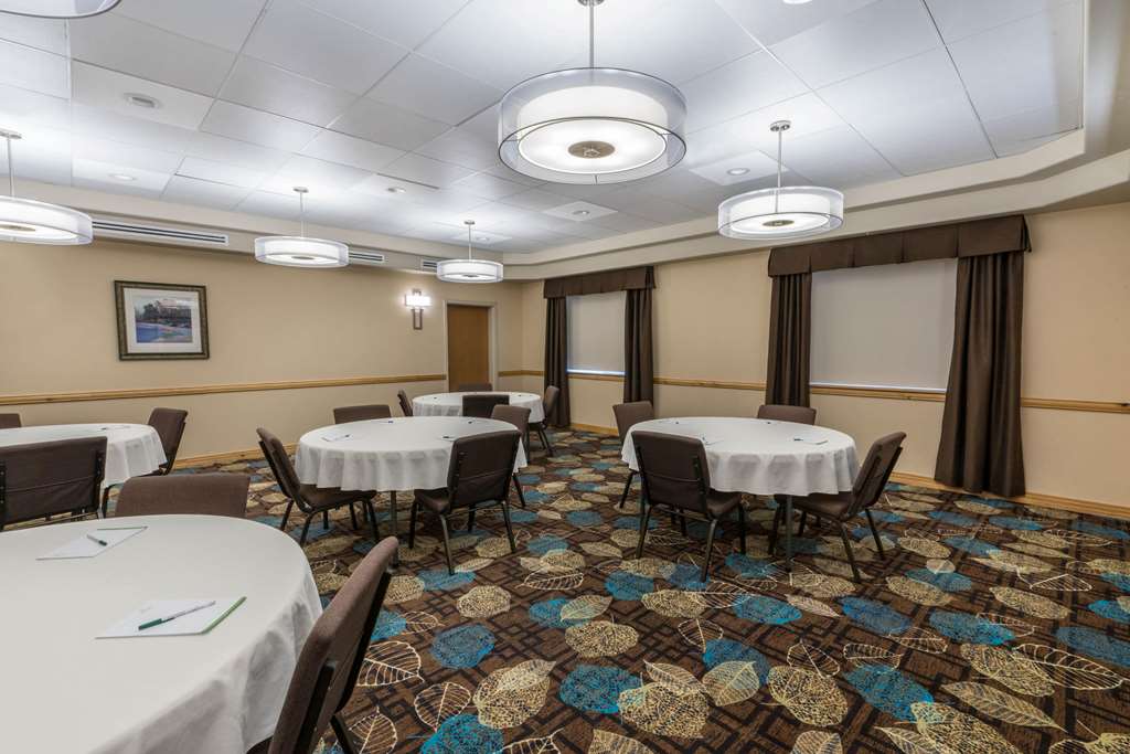 La Quinta Inn & Suites by Wyndham Idaho Falls Ammon - photo 69