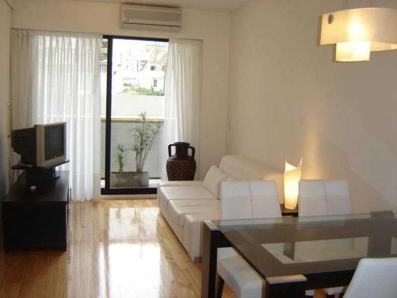 Premier Arenales Suites