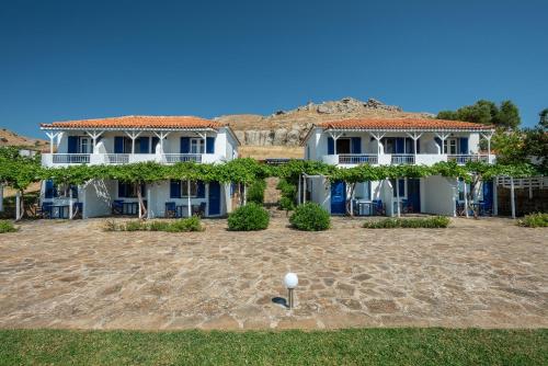 Sunset Hotel Apartments in Myrina, Greece