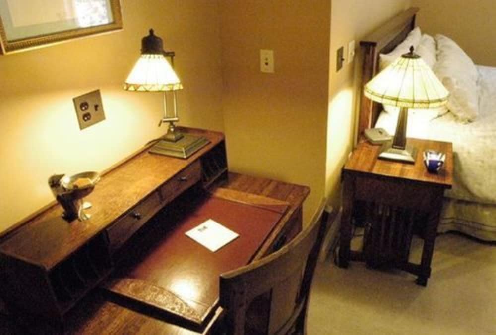 Alps Boulder Canyon Inn - photo 35