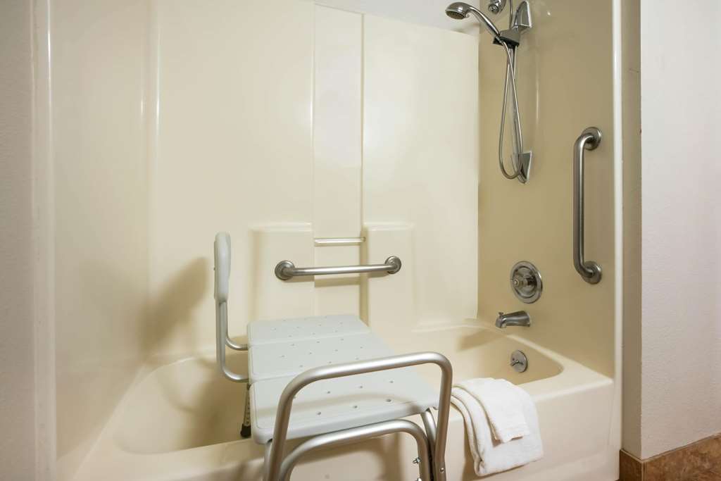 La Quinta Inn by Wyndham Bend - photo 23