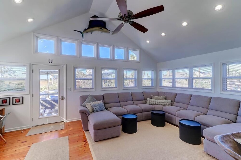 1619 E Ashley Namastay Oceanfront 4 Bedrooms - photo 21