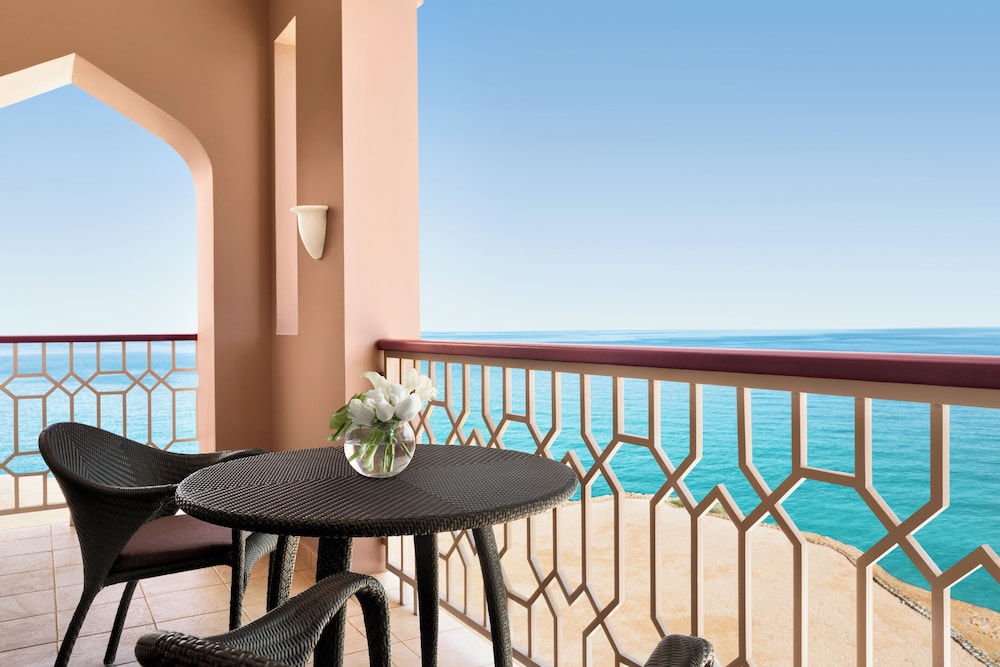 Al Husn Hotel Muscat — Muscat — photo 5