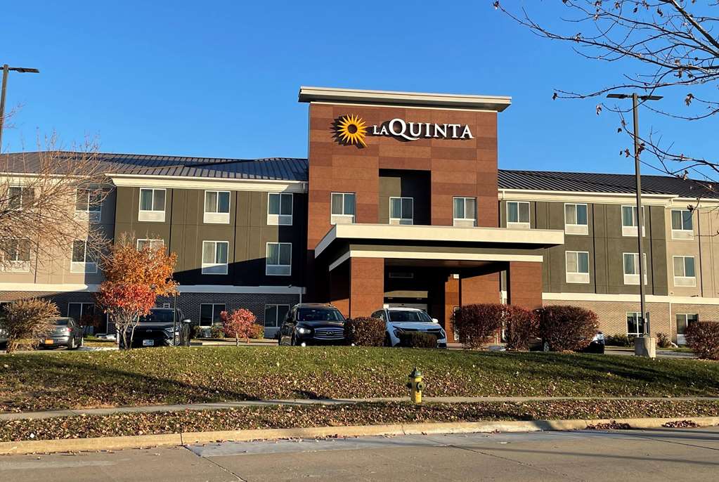 La Quinta Inn & Suites by Wyndham Ankeny IA Des Moines IA - photo 3