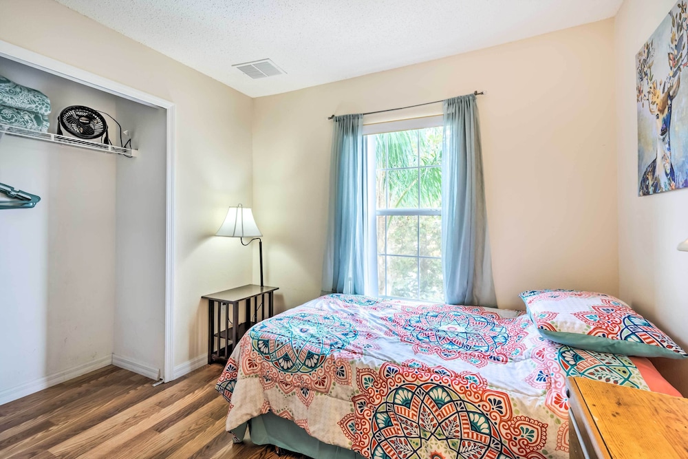 Kissimmee Resort Townhome w Pool 7 Mi to Disney - photo 7