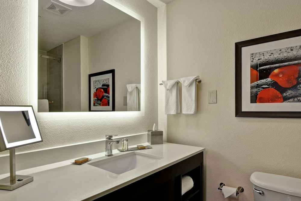 Doubletree by Hilton Hattiesburg MS - photo 25