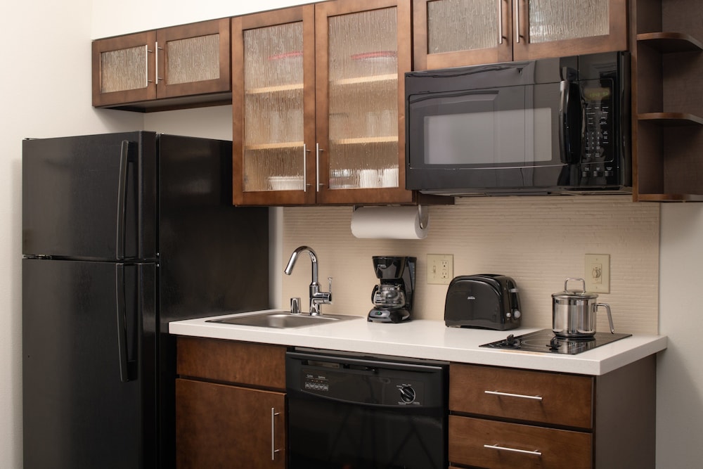 Candlewood Suites Vancouver Camas by IHG - photo 9