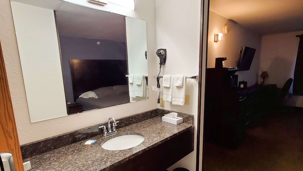 Jasper Ridge Inn Ishpeming - photo 156