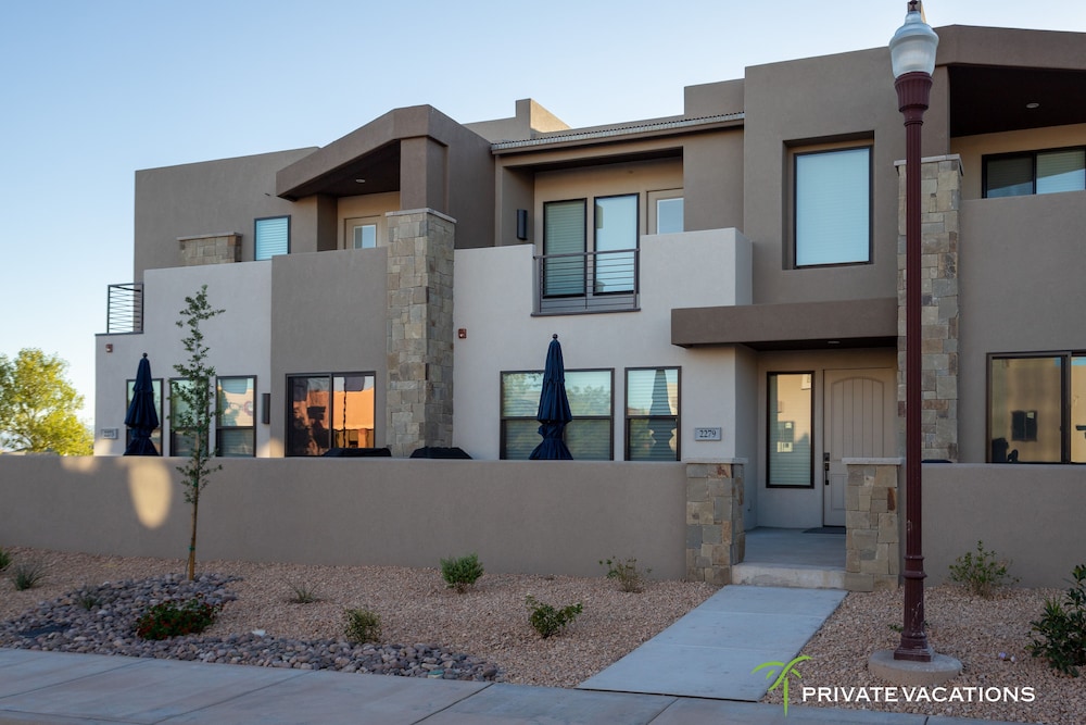 Town Center Resort - photo 603