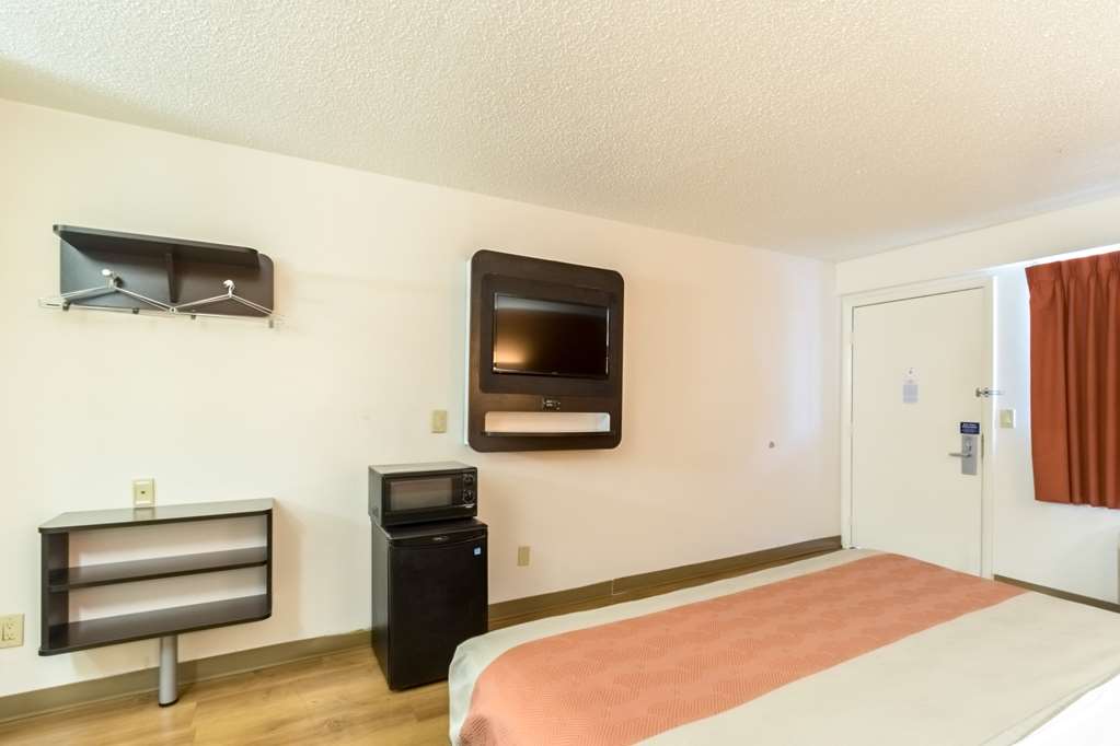 Motel 6 Crawfordsville IN - photo 11
