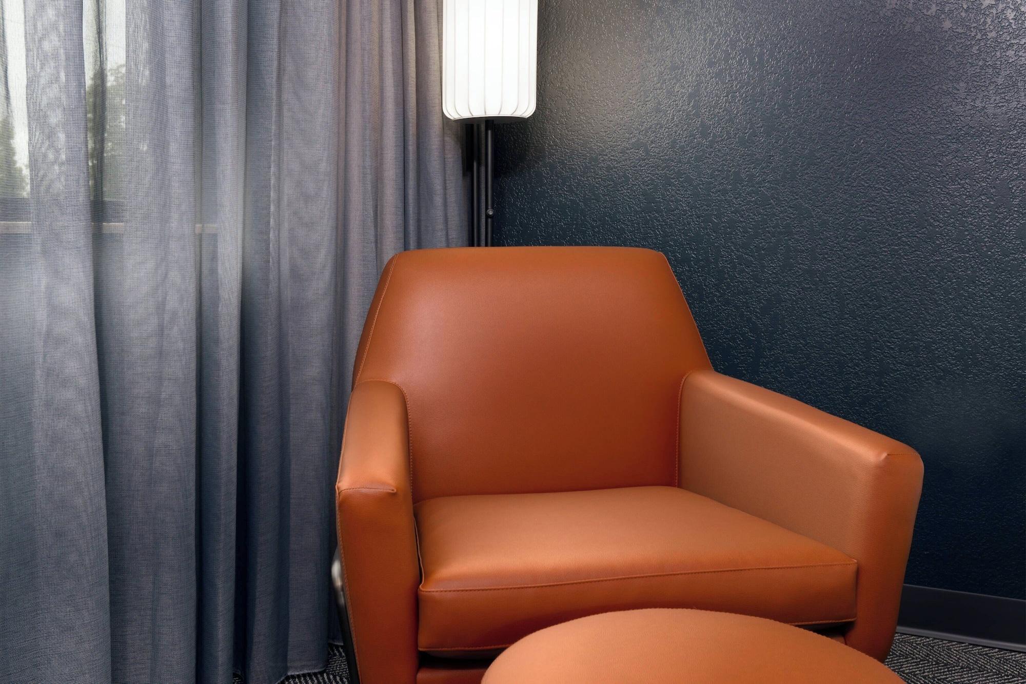 Courtyard by Marriott Tallahassee North I 10 Capital Circle - photo 10