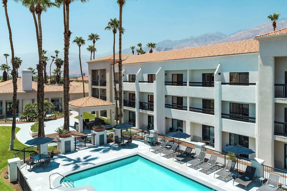 Courtyard By Marriott Palm Springs - photo 28