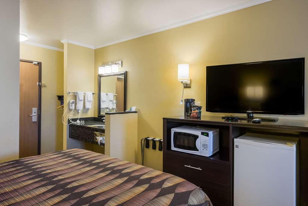 Best Western Richfield Inn - photo 21