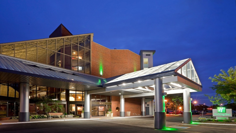 Holiday Inn Oakville Centre