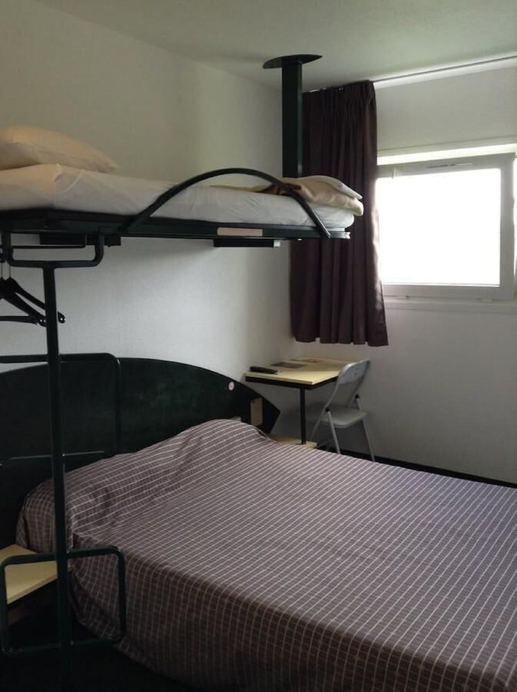 Hotel Mister Bed Troyes in Troyes, France