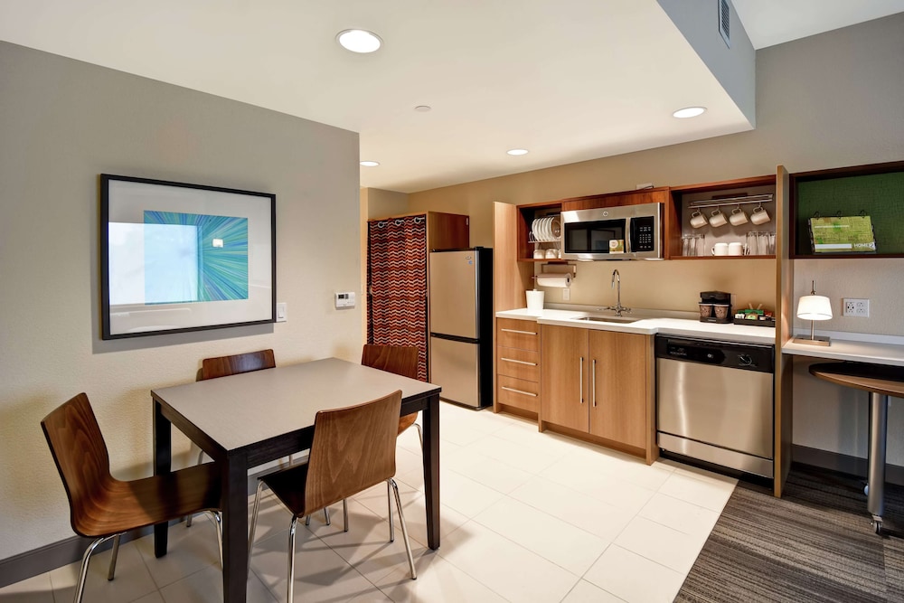 Home2 Suites by Hilton Mechanicsburg - photo 15