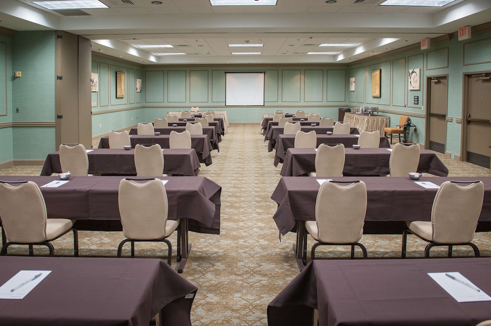 Hampton Inn & Suites New Orleans Elmwood Clearview Pkway LA - photo 55