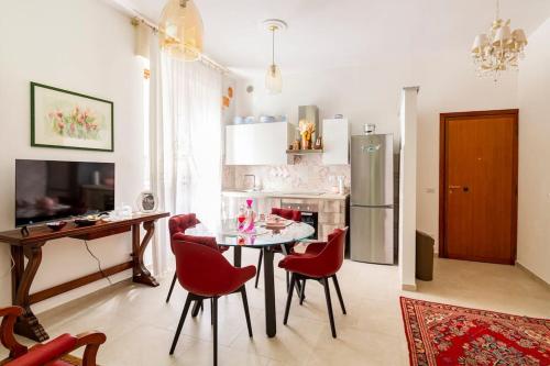 Appartamento elegante e tranquillo — 4-Star Luxury Hotel in Milan, Italy