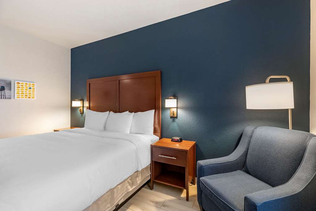 Comfort Inn & Suites Bennett - photo 7