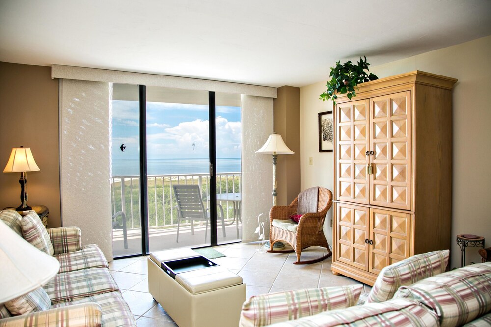 South Seas Tower 3 1005 - photo 10