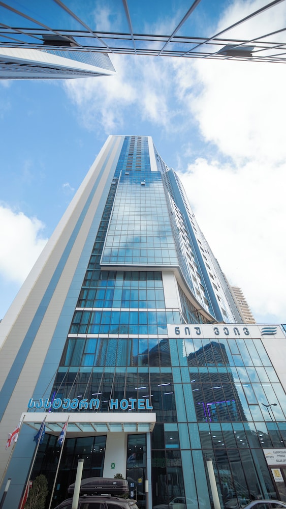 New Wave Hotel