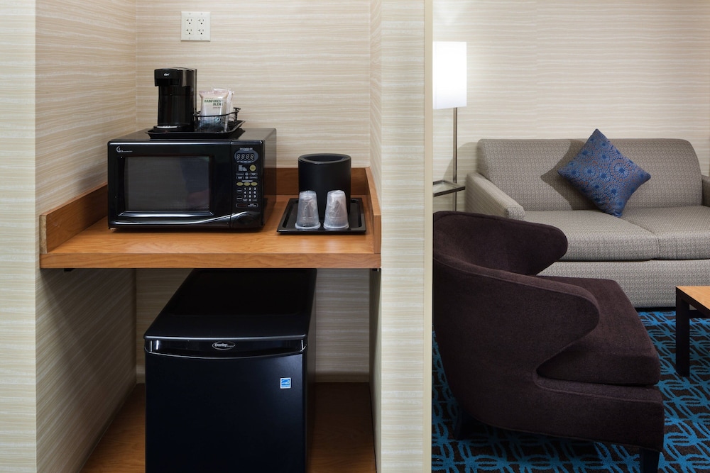 Fairfield Inn & Suites Phoenix Chandler Fashion Center - photo 8