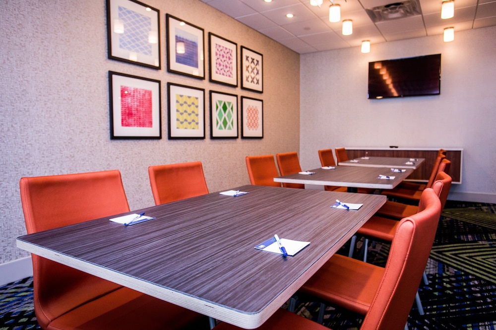 Holiday Inn Express & Suites Rehoboth Beach by IHG - photo 47