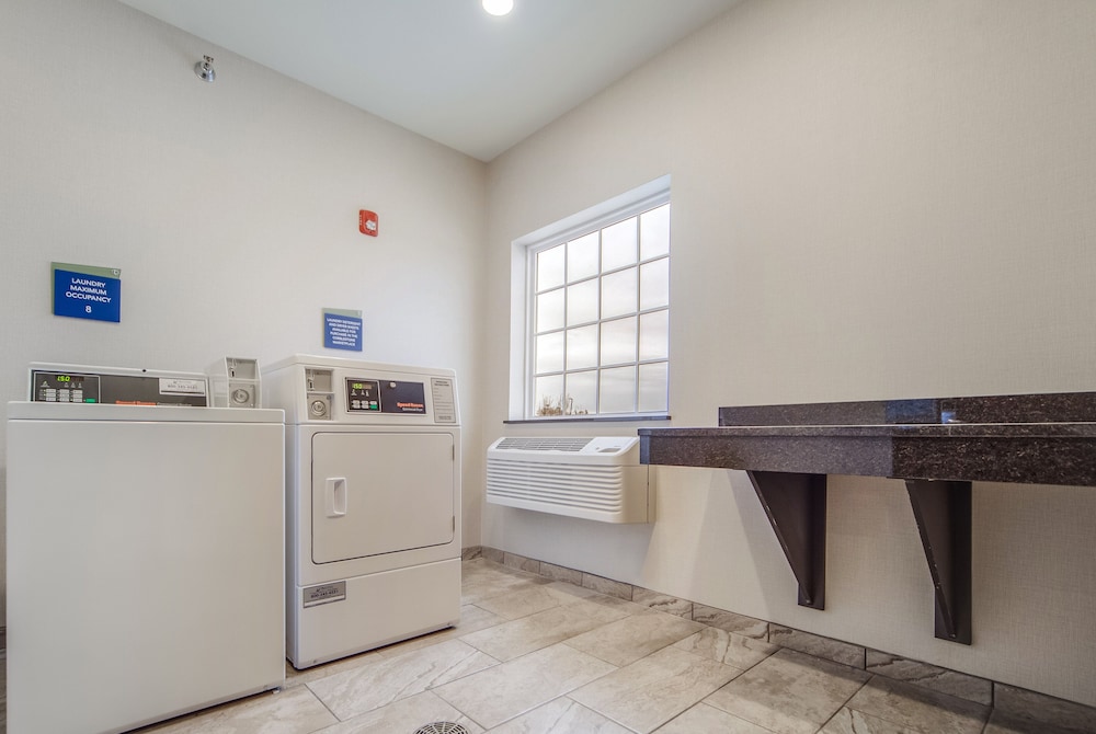 Cobblestone Hotel & Suites Cozad - photo 55
