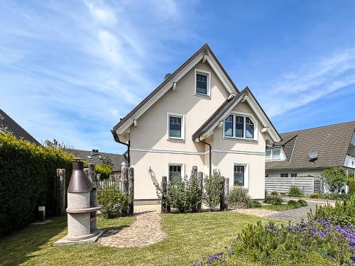 Yvette 1 Idyllisches Ferienhaus Ihr Platz Fur Erholung In Zingst — Zingst