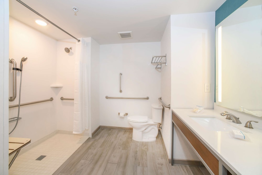 Hilton Garden Inn Cincinnati Midtown - photo 30