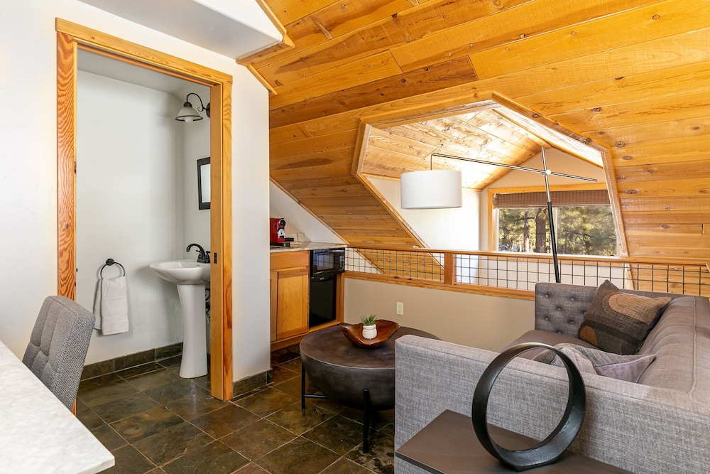 Chalet View Lodge - photo 22