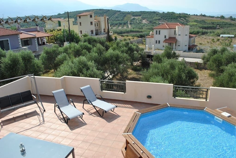 Olive Tree Farm — 4-Star Luxury Hotel in Rethymno, Greece