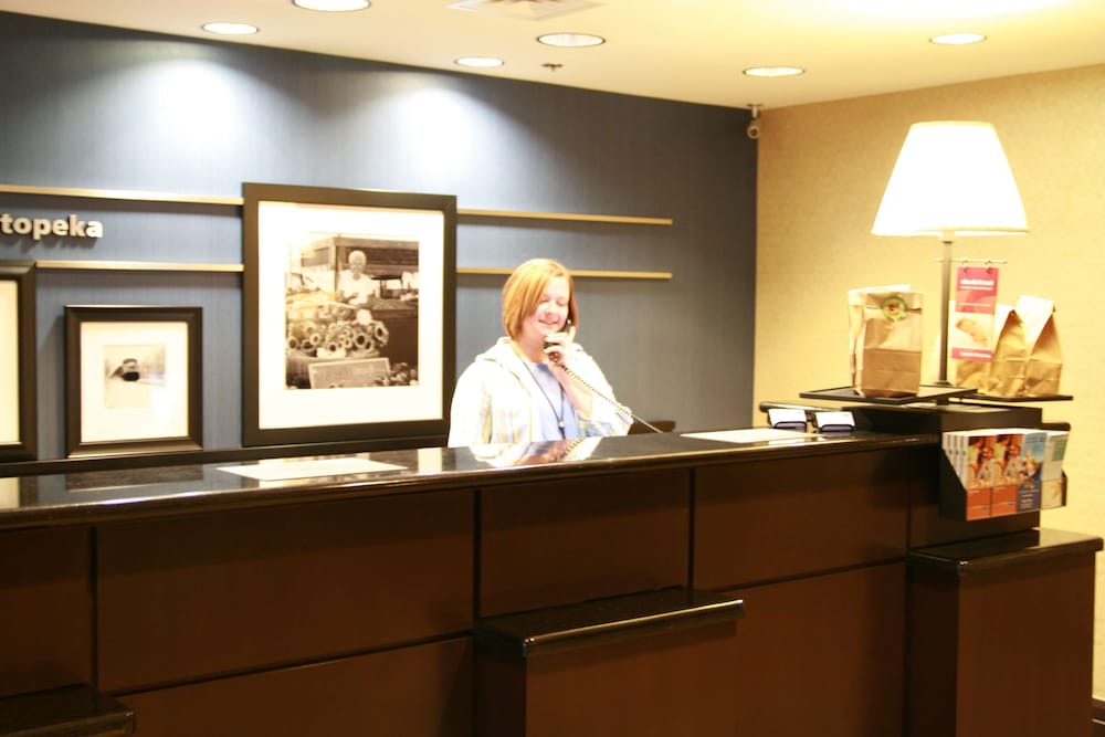 Hampton Inn Topeka - photo 3