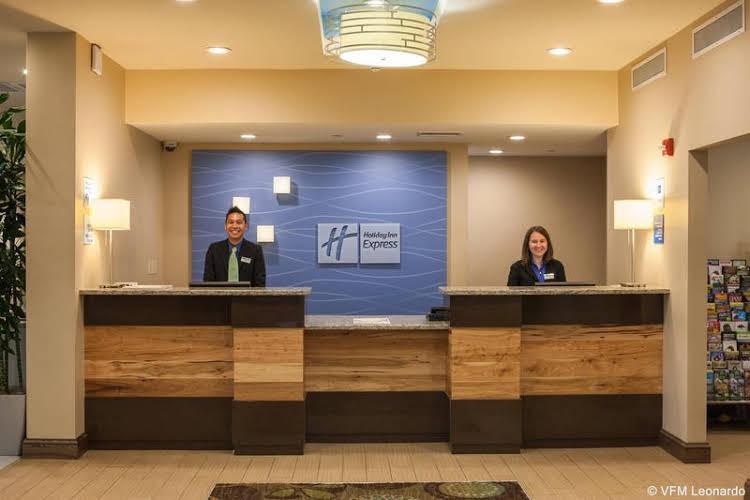 Best Western Plus Charleston Downtown Hotel - photo 14
