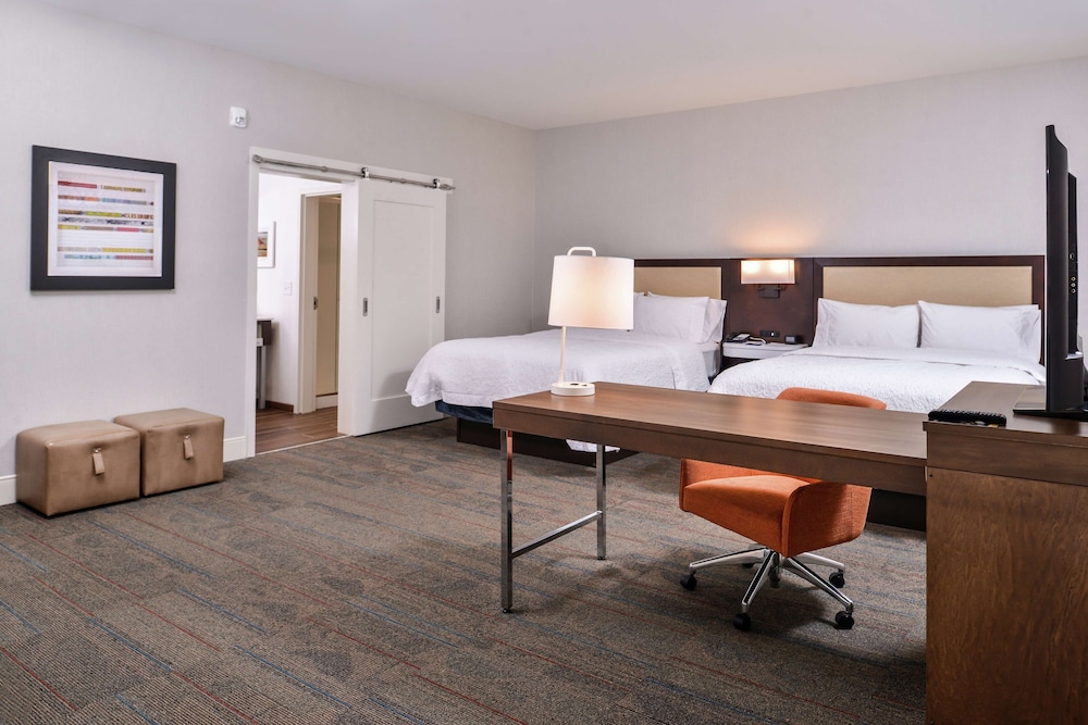 Hampton Inn Benson - photo 18