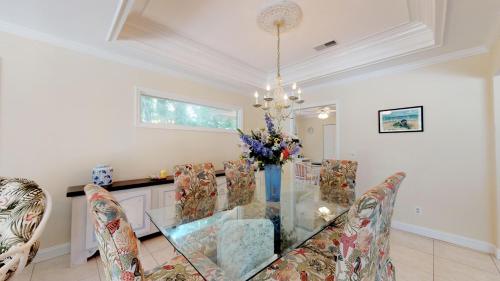 32 Heath Dr - photo 8