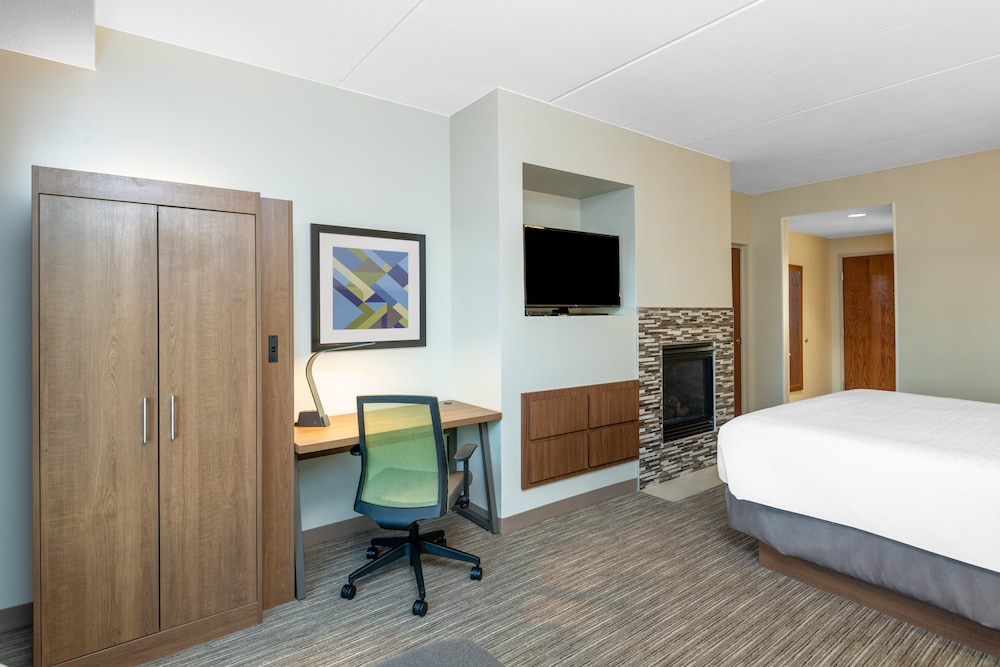 Holiday Inn Express & Suites St. George North Zion by IHG - photo 13